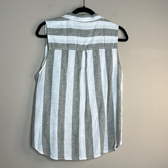 Beach Lunch Lounge tie front button down top shirt sleeveless - Picture 6 of 7